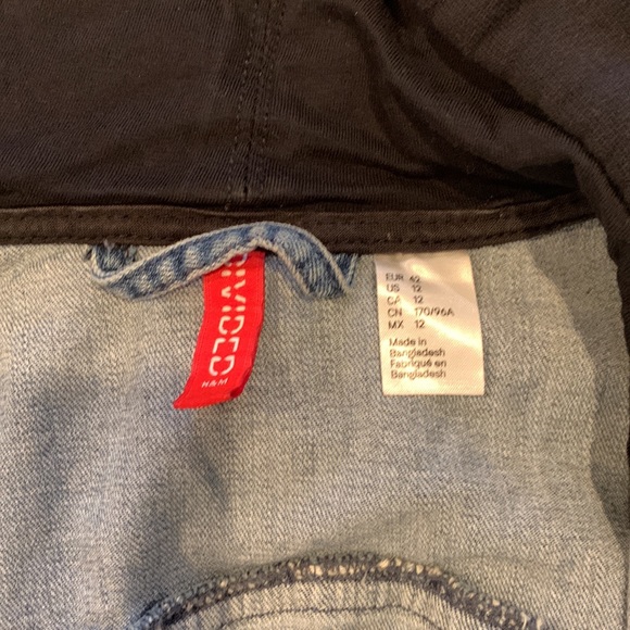 Faux jean vest over sweatshirt - jacket - Picture 4 of 4